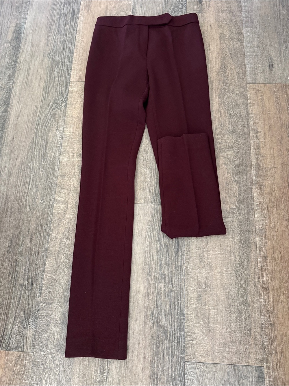 Aquascutum London Ponte Knit Women's Skinny Pants in Burgundy